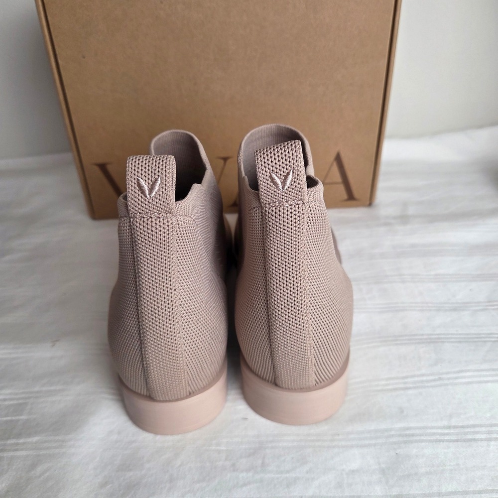 VIVAIA Ryan Warm Taupe Water Repellent Knit Slip-On Ankle Boots US 8.5 EU 39.5 - Picture 15 of 16
